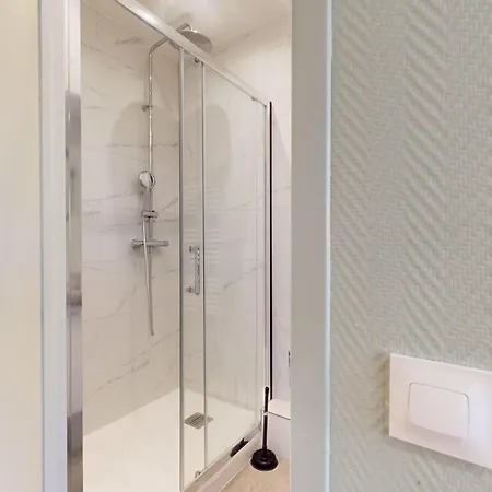 Bluestay 810 - Superbe Studio A Appartement